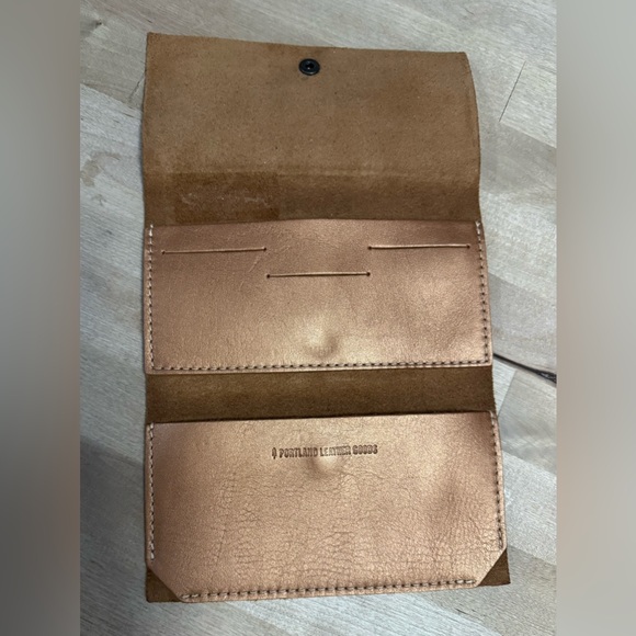 Portland Leather Copper metallic Ranchers Wallet - Picture 4 of 12